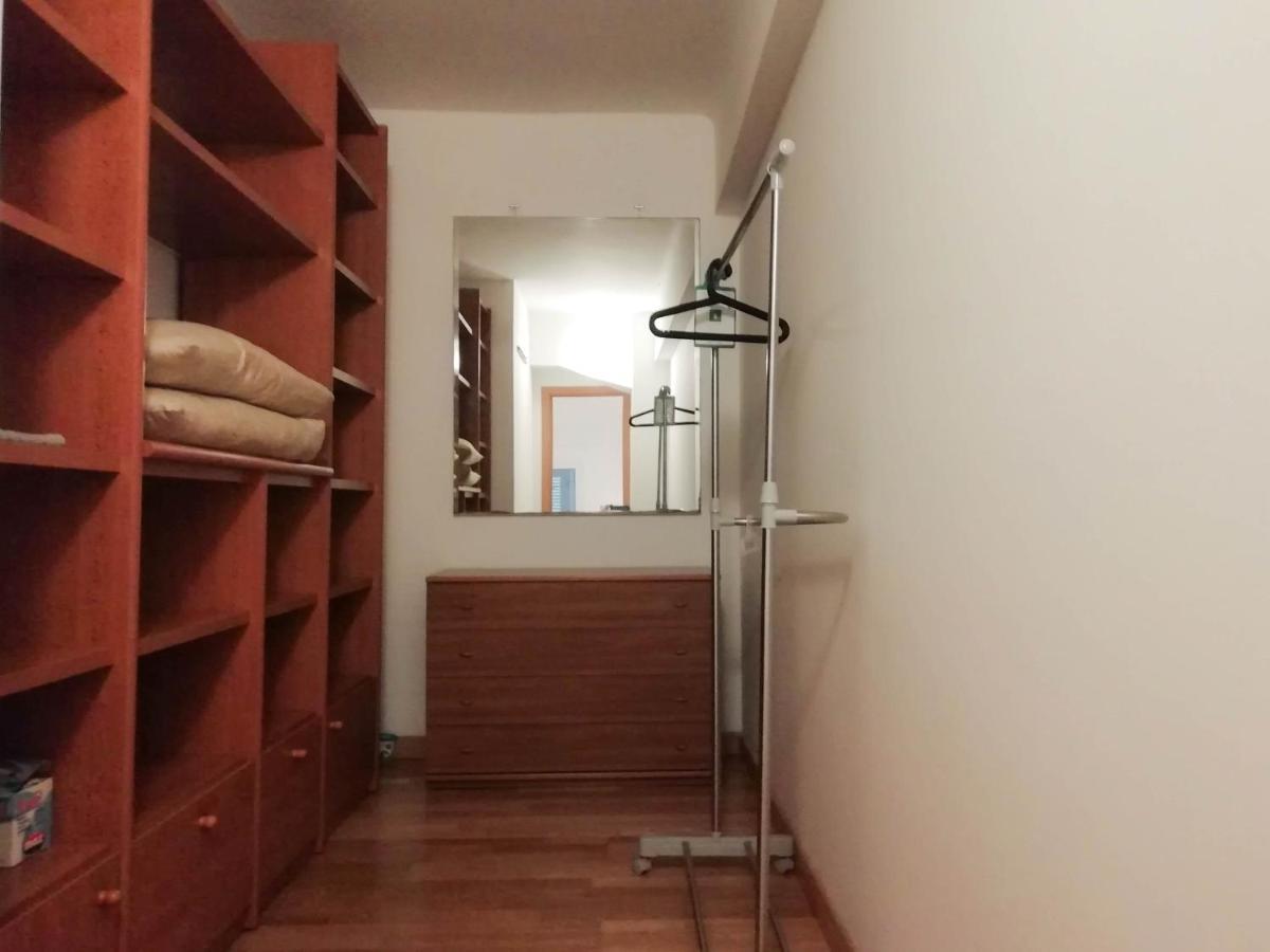Appartamento Indipendente A Due Passi Dal Centro Savona Bagian luar foto