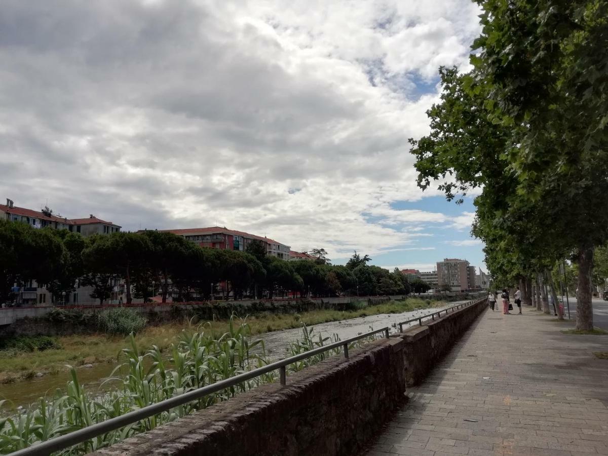 Appartamento Indipendente A Due Passi Dal Centro Savona Bagian luar foto