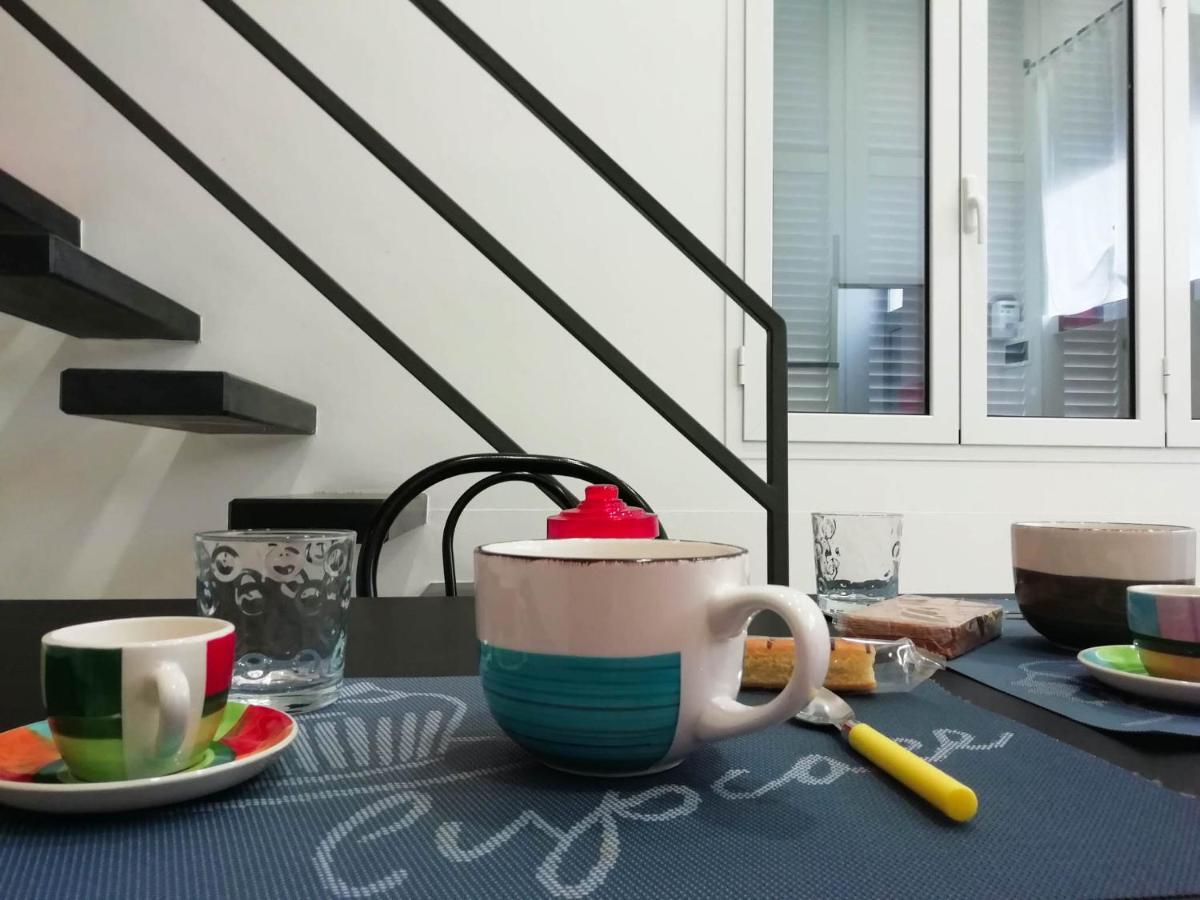 Appartamento Indipendente A Due Passi Dal Centro Savona Bagian luar foto